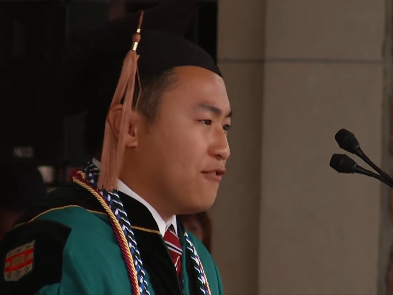Feng at graduation: ‘Don’t let them underestimate us’