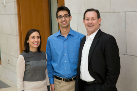 Jon Flaxman and his wife Lauri (left) had underwritten scholarships for Olin students since 2012. He is pictured here with recent recipient Aman Grover, BSBA ’21.